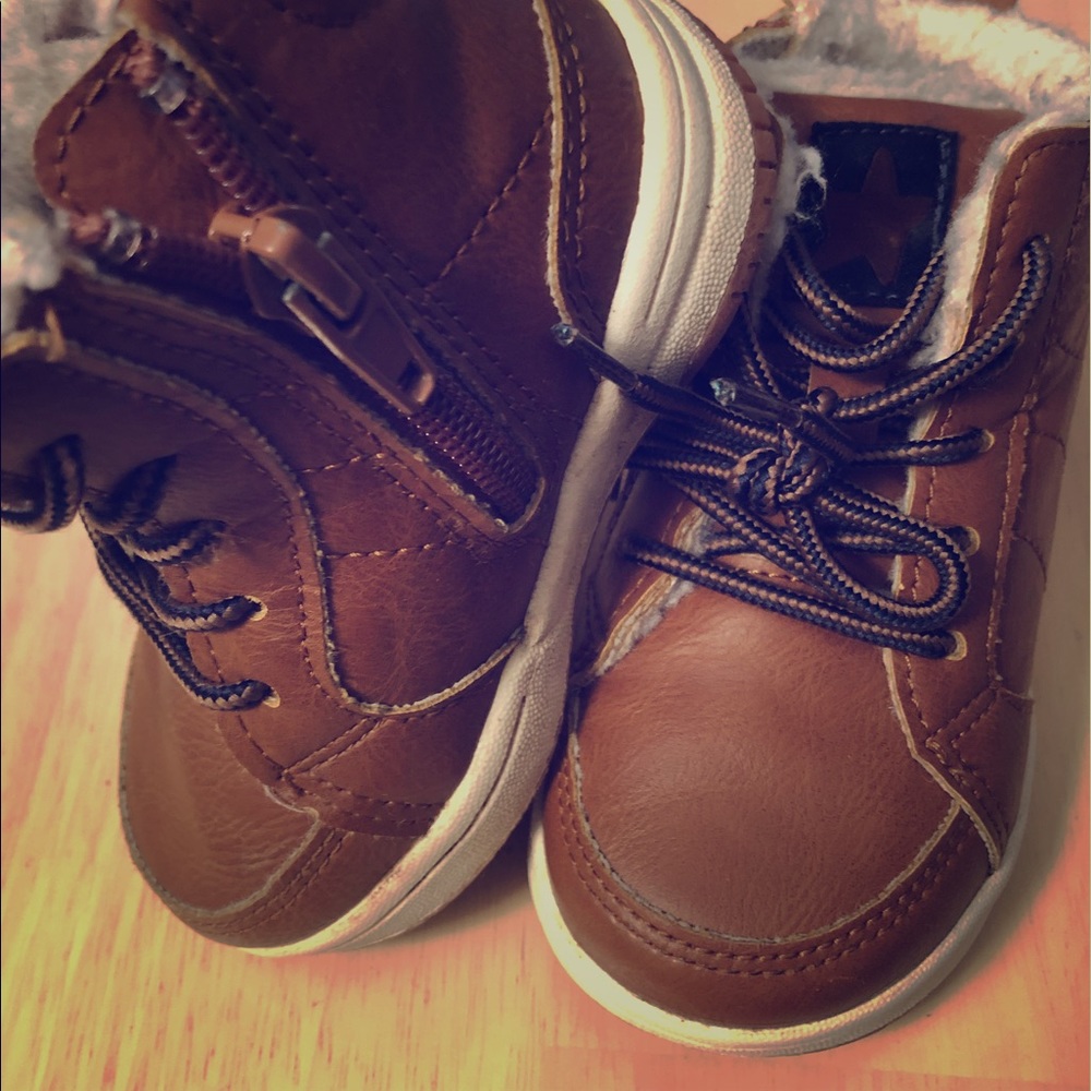 Toddler Boys Size 4-5 Boots
